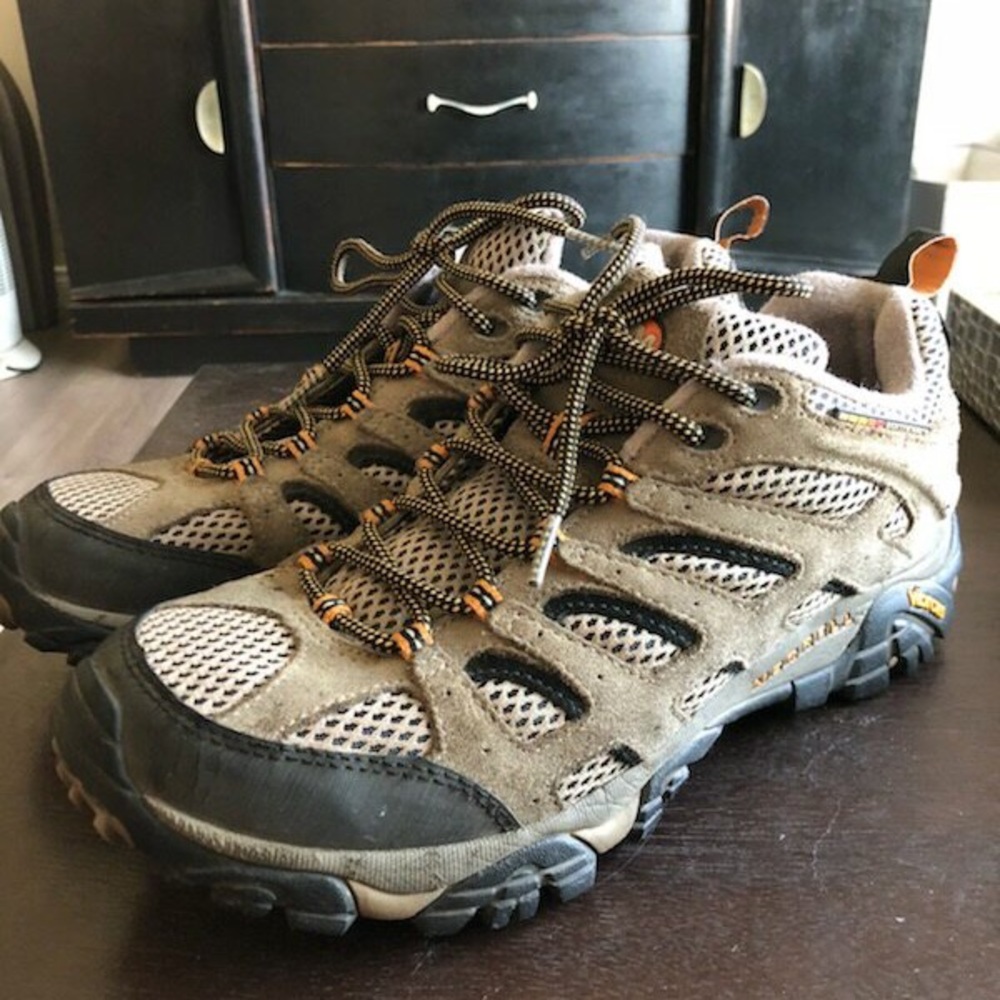 Men’s Merrell Moab Ventilator size 10